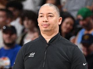 卢指导谈被打一波流：掘金的区域联防限制了我们的进攻