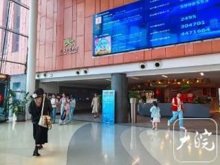 六安市图书馆四天累计客流量近3万人次