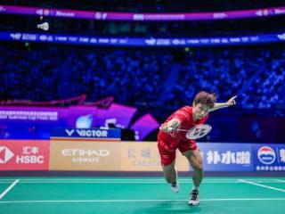 苏迪曼杯｜五战全胜立下苏杯夺冠大功，石宇奇走出低谷赢得重生