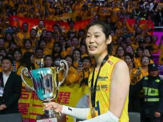 朱婷希望更多中国队员留洋！若朱婷袁心玥回归女排，世锦赛很有戏