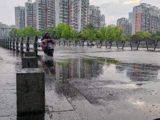 安徽降水趋弱，返程需当心道路湿滑