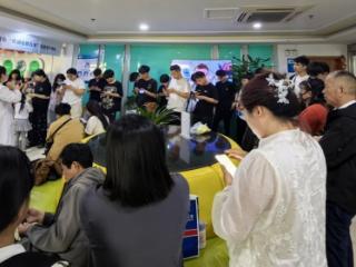 五一菏泽华厦眼科现摘镜热，多种术式为您量身定制清晰未来