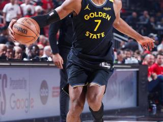 黑七奇迹！勇士4-3强势晋级：希尔德狂轰33分，库里开心庆祝