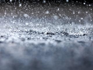 五一假期返程高峰天气大变脸 大风暴雨沙尘暴三预警齐发