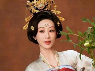 内娱古装修罗场：当"馒头脸"撞上"抗老战士"的玄学