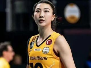 赛季结束，袁心玥官宣离队，下家3选1，天津女排冷门