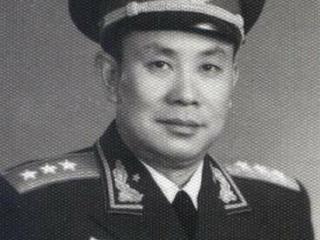 我军首次步炮坦协同作战，却打得很艰难，刘震要第四师深刻检讨