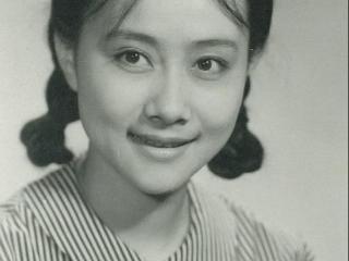 国民演员黄梅莹，这辈子做的最正确的事，就是与儿子划清界限