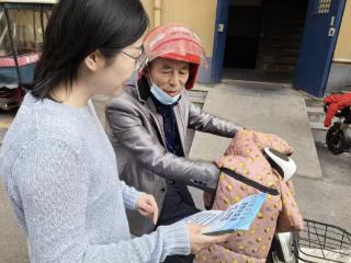 反诈宣传不止步 五一假期敲警钟