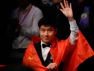 赵心童距大满贯还差1冠！中国球迷欢呼国外球迷破防，外媒盛赞