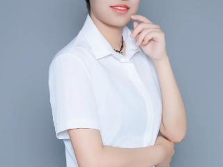 泰安市岱岳实验中学首席教师谭冉冉
