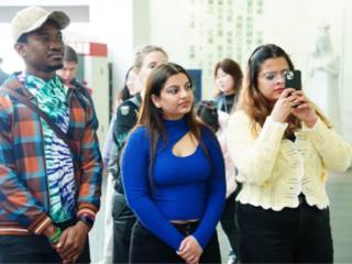 开启文化之旅 感受“中国之美”