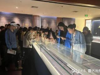 北宋《妙法莲华经》真迹首展，引爆即墨“五一”文旅热潮