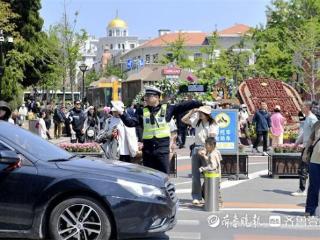 日均三千人次护航交通！青岛交警力保市民游客假期平安出行