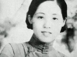 不要家产带走四个女儿，丈夫笑她活不了，多年她成为上海商业大佬