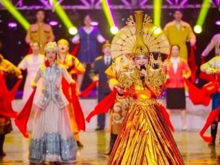 乌兰图雅用音乐和舞蹈的方式传递运动健身精神