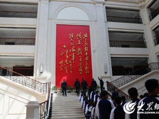 探秘潜艇学院 感悟海军精神 ——文心高中国防班青岛爱国研学活动掠影