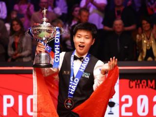 赵心童世锦赛封王！5位大师与斯诺克主席盛赞：天才球员、服气