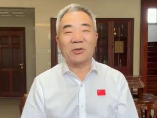 丁俊晖父亲赞赵心童是中国斯诺克第1 曾怼网友：找个比我儿更好的