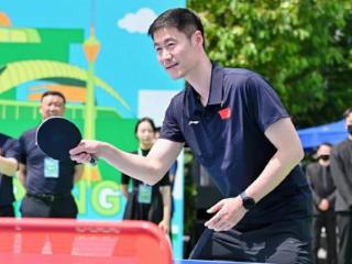 王励勤强调国乒新精神！王楚钦不受世乒赛尊重，张本智和离开日本