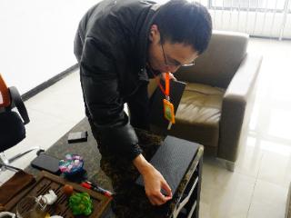 年产量超百万张 安顺这家公司“霸屏”西南