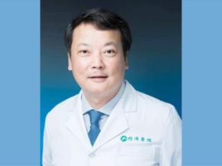 华中科技大学同济医院脊柱外科专家到滕州市中心人民医院义诊