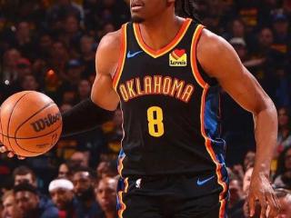 「黑闪电」哈登 9 见过吗？亮相 NBA 赛场！