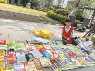“小市场”承载“大情怀” | 济宁市太白湖新区许庄街道古桥社区“春日开市 友邻友趣”跳蚤市场开市