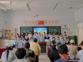 枣庄市市中区永安镇遗棠小学召开“家校同心 共护成长”家长会