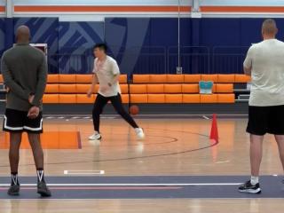 上海官宣集结备战全运会！双李本周归队，重心放在U22与三人篮球