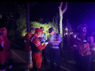 8人登山中途迷失方向其中有3名儿童，均获救