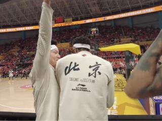 北京夺G1，谁注意赛后退场？全队淡定无兴奋感，杜绝膨胀心态！