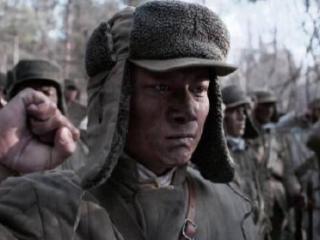 部队万分危急之际，充当雷霆救兵的人，竟是一名文化教员！