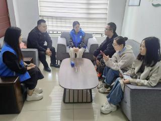 车辆剐蹭引纠纷 网格员调解促和谐