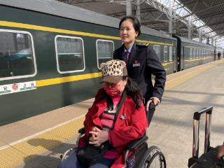奋斗华章｜全国劳动模范马丛 ：十三载坚守 书写铁路服务大爱篇章
