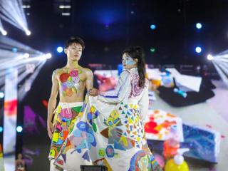 青岛航空科技职业学院华服盛宴：非遗与时尚共舞，青春与专业交融