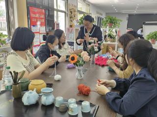 “指尖钩织”让社区文化一路生花