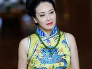 贾妮对申军谊说：“我们同居8年，你再不娶我，我就嫁你兄弟。”