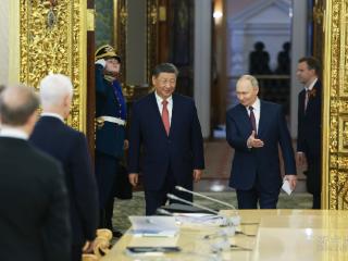 新华图讯丨习近平同俄罗斯总统普京举行会谈