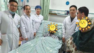 小叶医探 | 安大一外籍博士后家中心跳骤停！医生紧急抢救“重启人生”