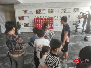 【向阳花开 情暖康达】德州市夏津县银城街道康达社区：趣味打气球 扣动欢乐扳机
