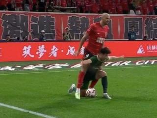曝费利佩将被追加处罚！做出争议侮辱动作 记者：让人无语的罚单