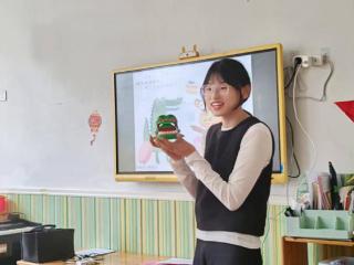 余干县古埠镇中心幼儿园举办“家长进课堂 故事伴成长”家长助教活动