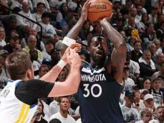 随着勇士93-117森林狼G2的比赛结束，NBA季后赛最新积分榜如下！