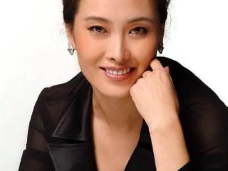 贾妮对同居8年的申军谊说：你要是不娶我，我就嫁给你兄弟