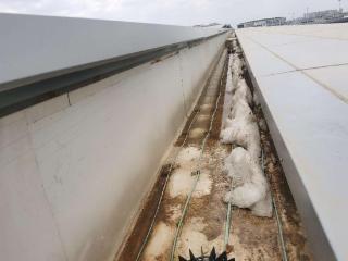 西安机场T5航站楼局部区域为啥漏雨刮风？回应：极端天气大量冰雹堵塞排水槽 已紧急处置