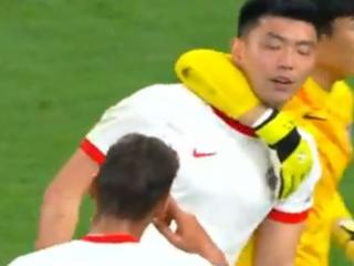 中超激烈冲突！冯伯元撞人染黄，顶牛蒋光太，怒骂莱昂纳多
