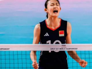 身体条件神似朱婷，黄悦鑫终进国家队！未来或成中国女排核心