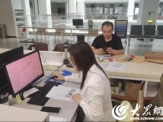 梁山县行政审批服务局延时服务践初心