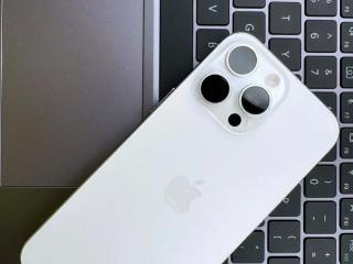 苹果渠道官方调价：iPhone 16 Pro最高降价176美元 Pro Max全容量降价160美元